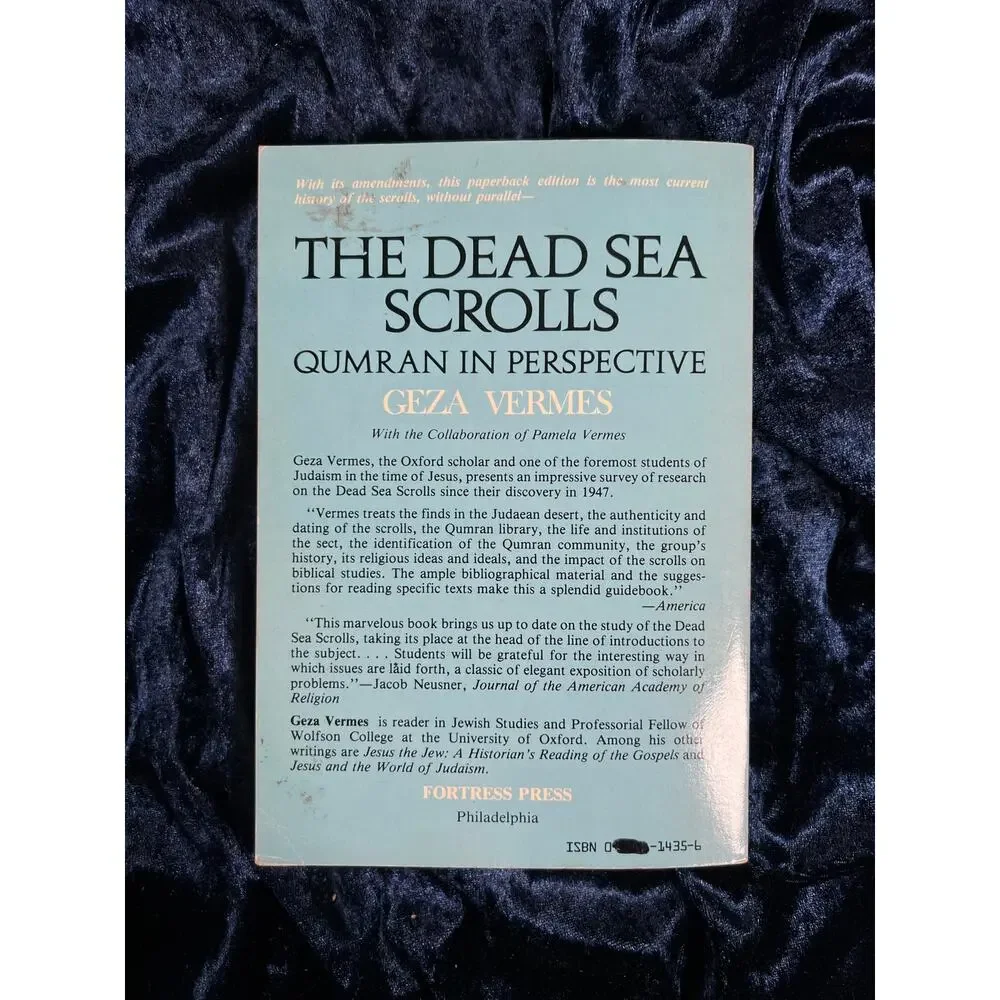 Vintage 1985 Dead Sea Scrolls Book – Qumran in Perspective by Geza Vermes